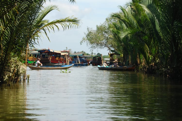 MEKONG DELTA: VINH LONG – CAN THO 2 JOURS 1 NUIT