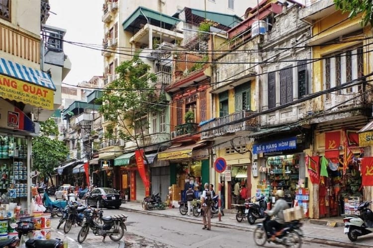 Daily life in Hanoi Old Quarter