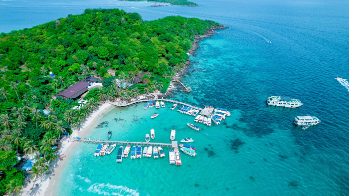 beach at phu quoc island