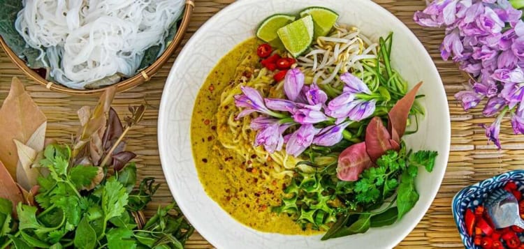 Visitors will fall in love with Num Banh Chok at Phnom Penh