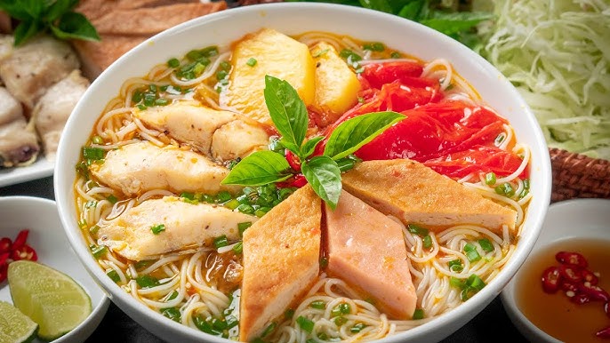 Rich flavor of Da Nang fish noodle soup