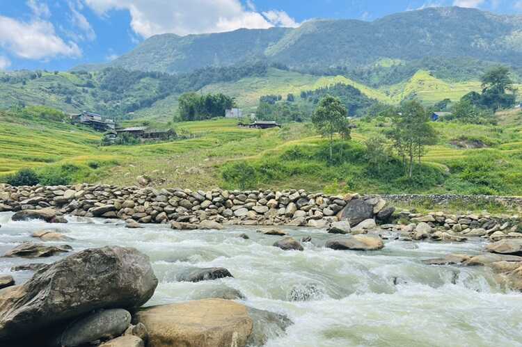 Muong Hoa Stream is an unmissable gem of Muong Hoa Valley