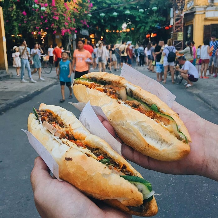 Or “Banh Mi” with special flavor in Central Vietnam