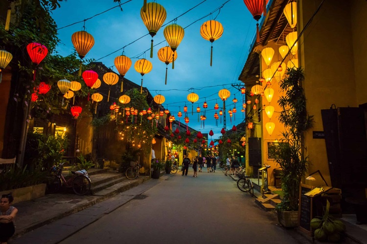 The lanterns add a touch of romance to Hoi An's enchanting beauty.