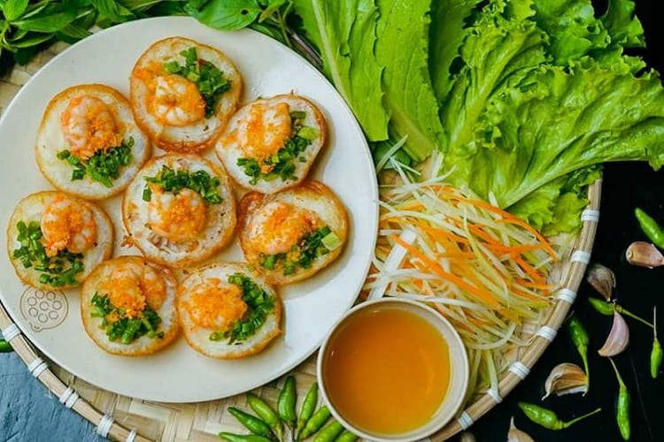 Banh can, a small pancake from Central Vietnam