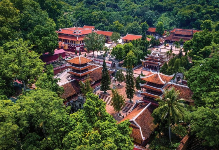 FULL-DAY PILGRIMAGE TO THE PERFUME PAGODA