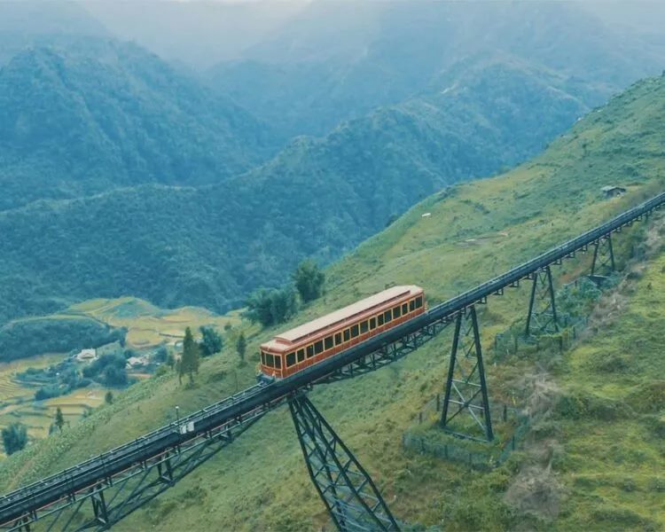 Get to Sapa by train is an ideal option for those who want slow journey