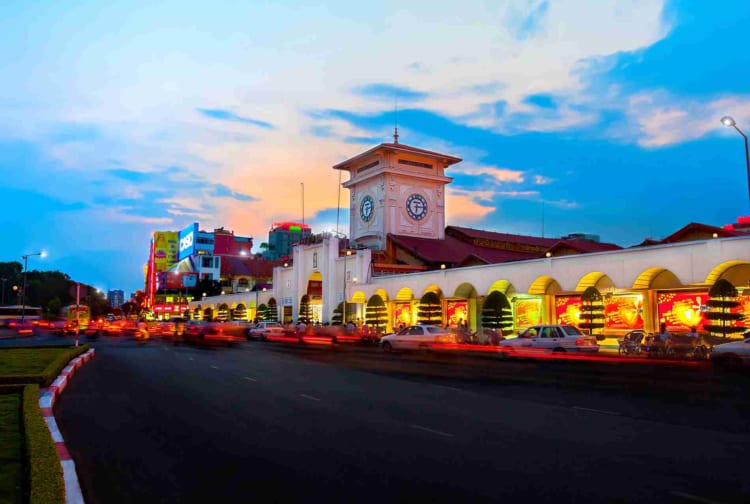 Vibrant atmosphere is waiting for you to explore best free things to do in Ho Chi Minh City