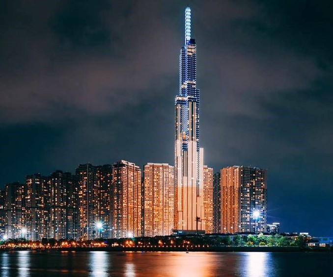 Landmark 81 at night