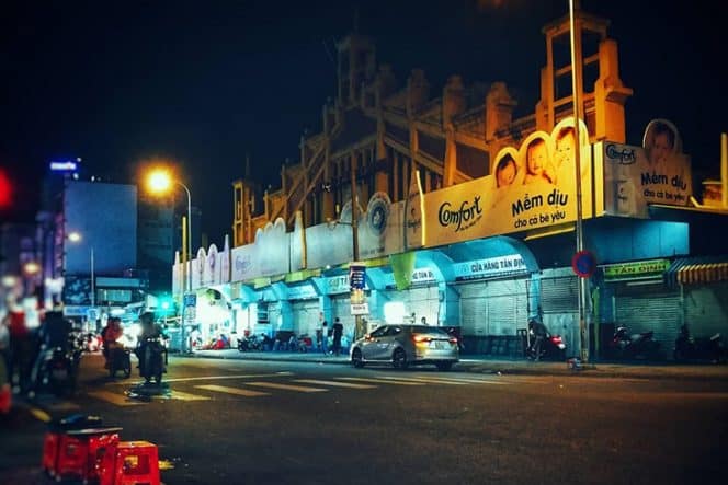 Tan Dinh night market