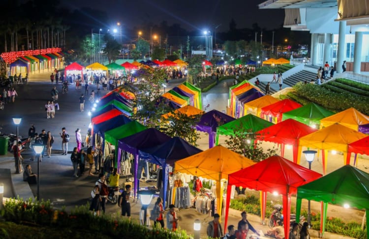 Thu Duc University Village night market