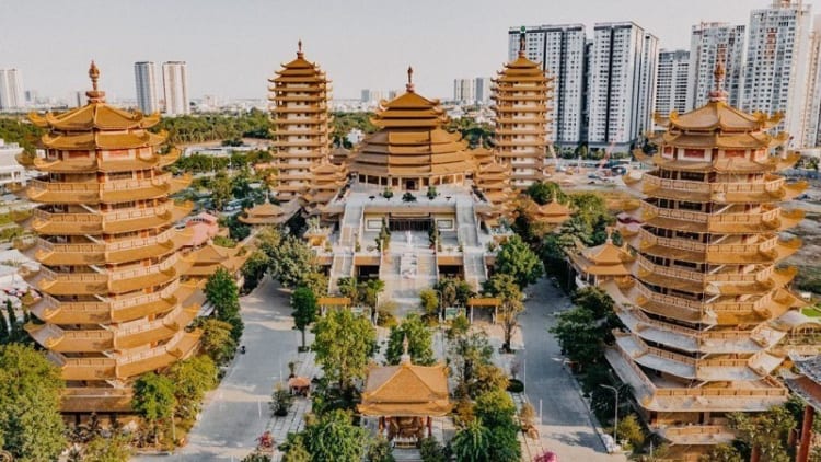 Minh Dang Quang Buddhist Institute. 