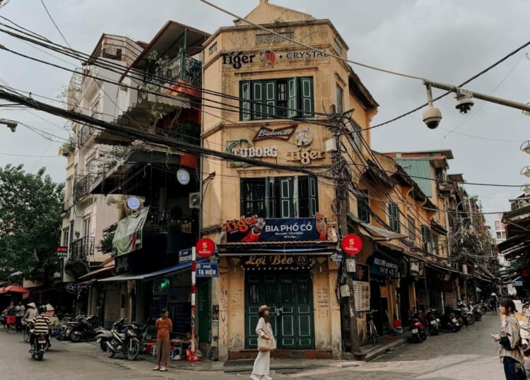 Hanoi Old Quarter alleys