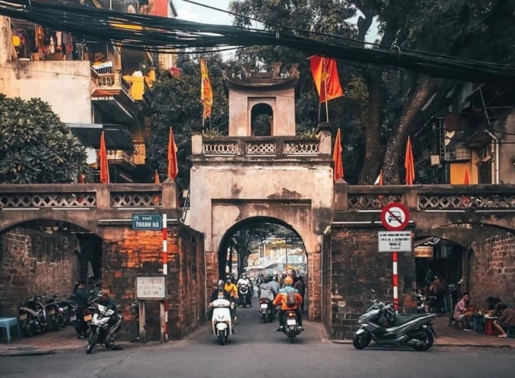 O Quan Chuong gate in hanoi old quarter