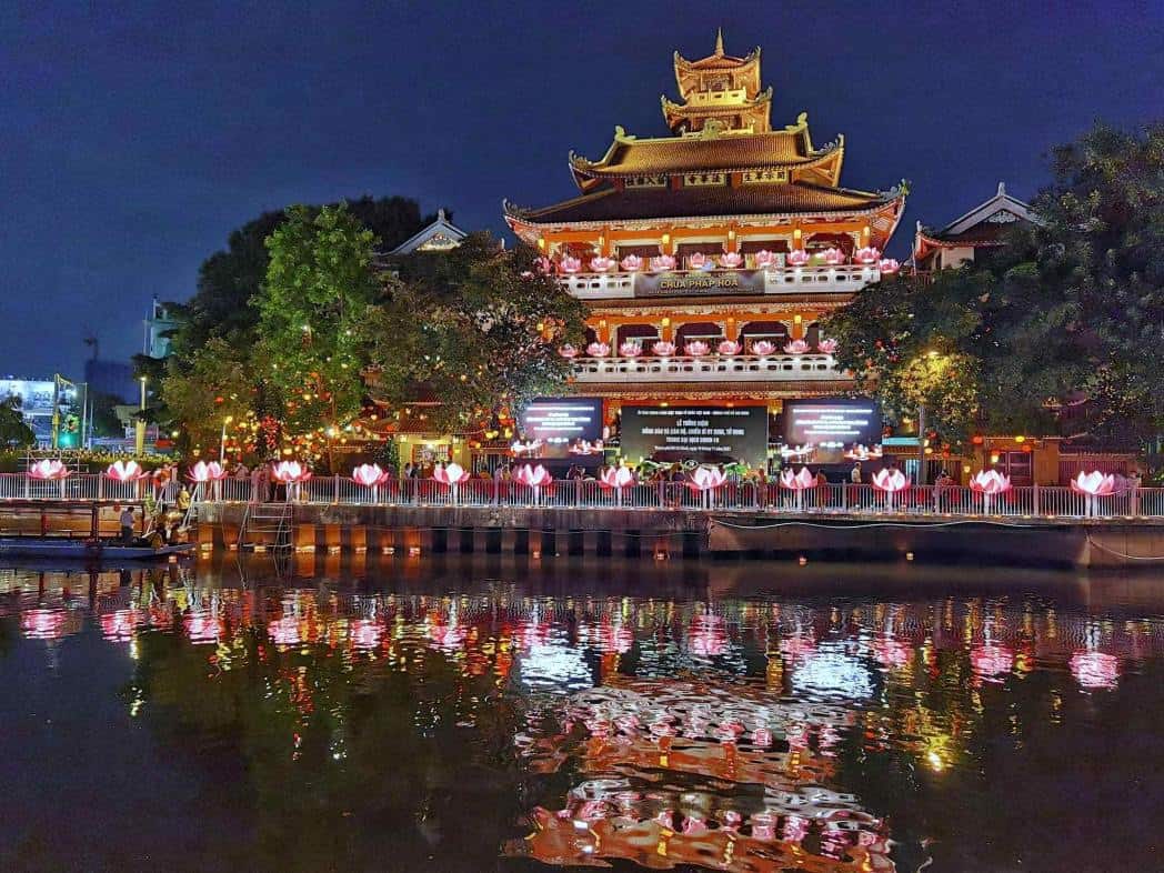 10-must-visit-temples-and-pagodas-in-ho-chi-minh-city