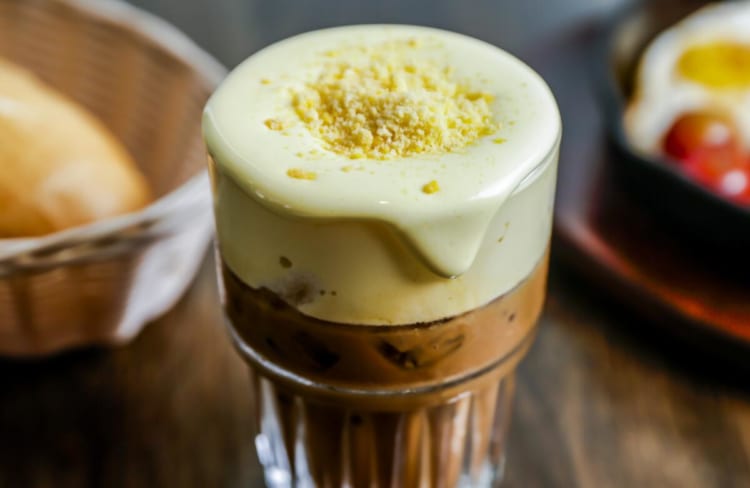 Egg coffee with the creamy whipped egg yolk