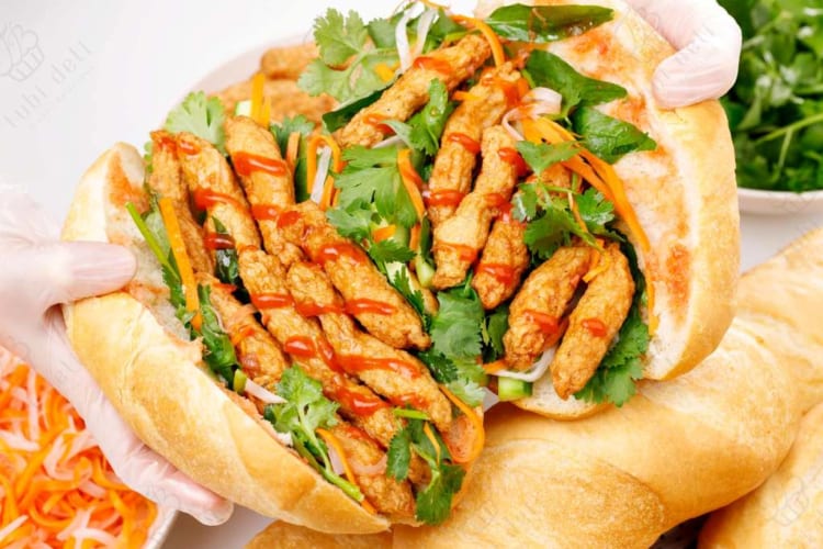 Fried fish cake banh mi