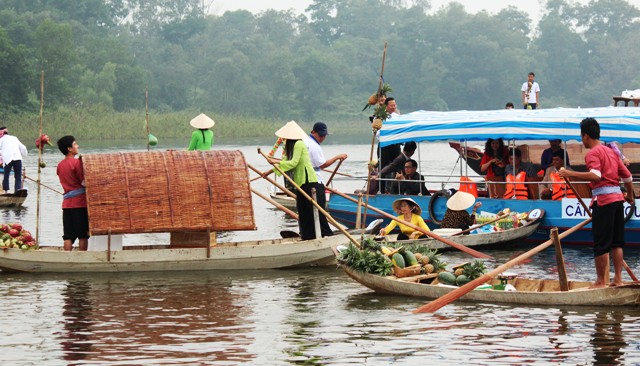 The Southern Vietnam Floating Market event at Hanoi