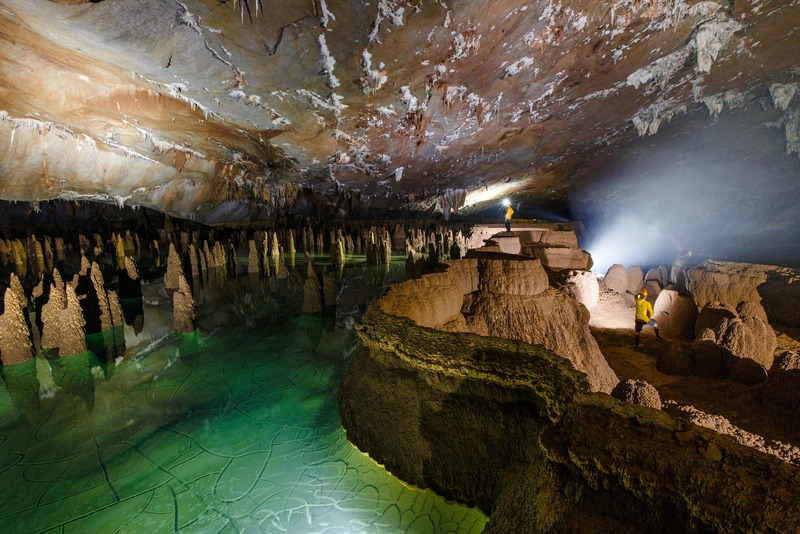 explore son doong cave